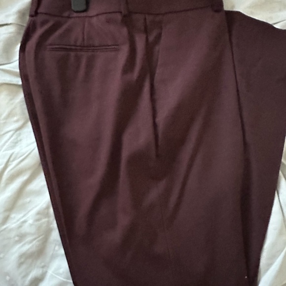 Reiss burgundy suit set tried on once pants and jacket - Picture 2 of 6
